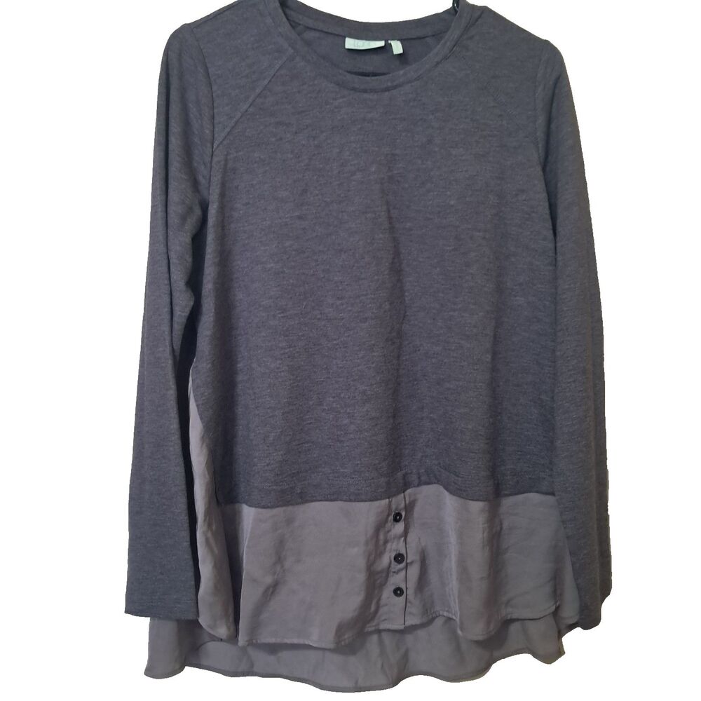 LOGO Lori Goldstein Women's M Gray Long Sleeve Knit Shirt